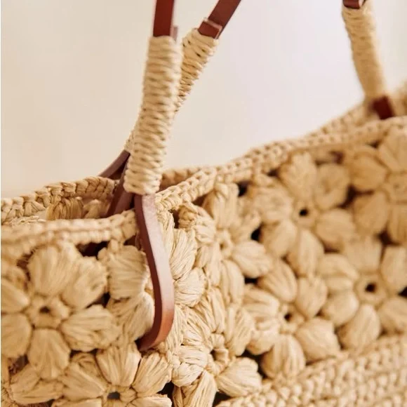 Sezane Josie Basket, Natural Flower Raffia - Picture 4 of 14